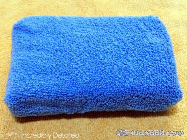 Microfiber-Towels-Applicator-Pad-Pile.jpg